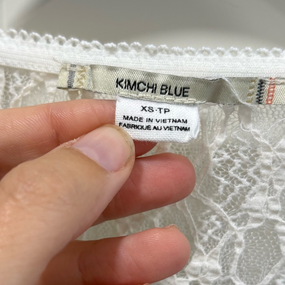 Kimchi Blue sheer lace long sleeve top - Picture 2 of 5